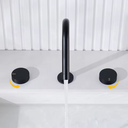 Misturador Duplo comando com bica giratória Liscio Duo