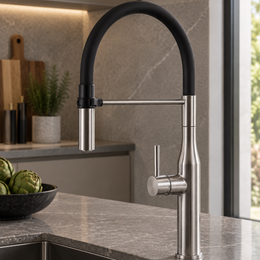 Torneira Monocomando Gourmet Long com bica flexível