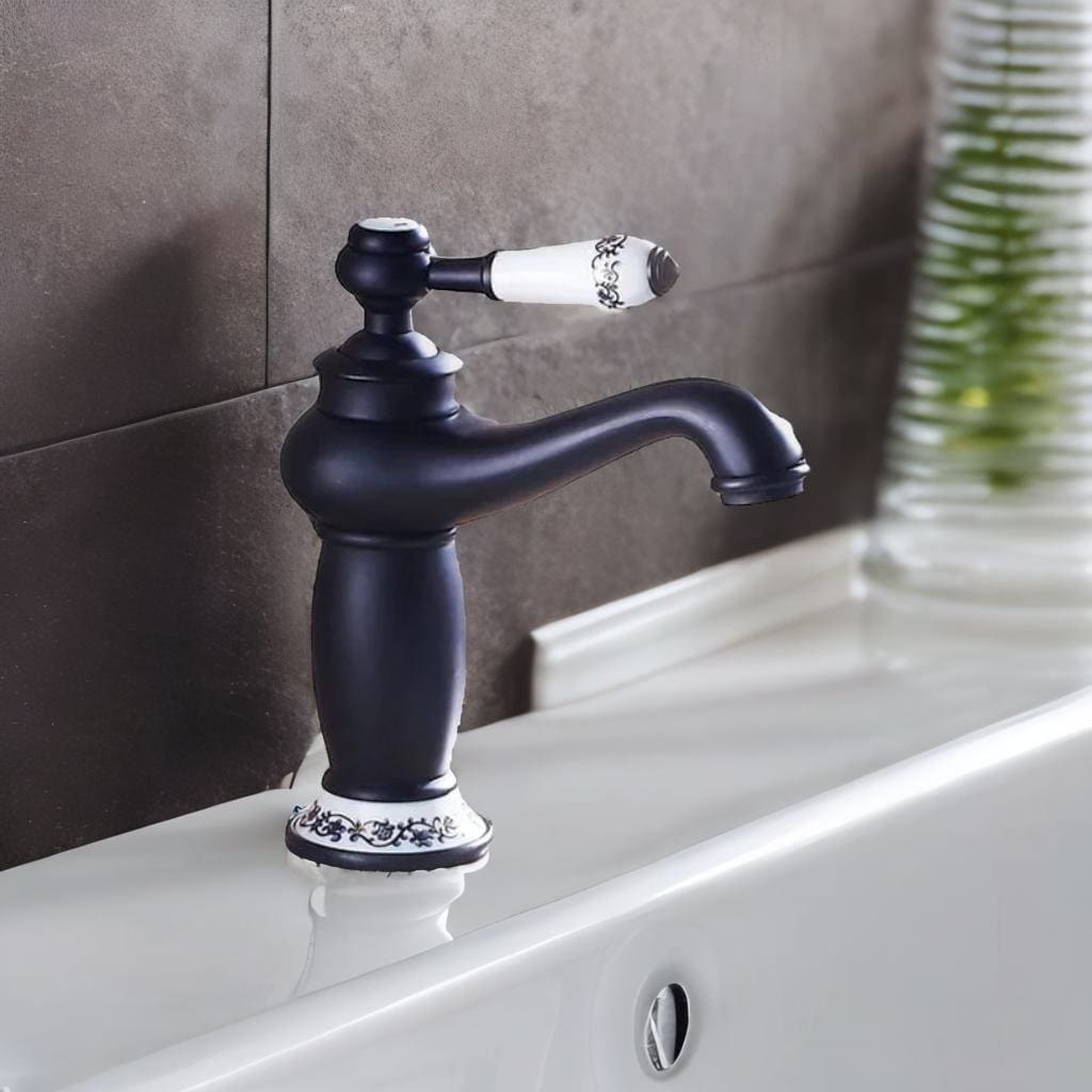 Torneira Monocomando Bica baixa para banheiro com detalhes em cerâmica Antike